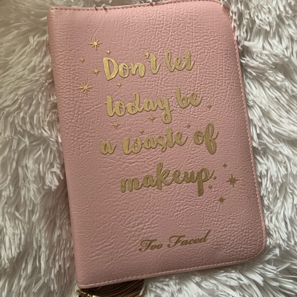 Too Faced Agenda🎀